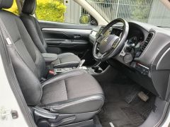 Photo of the vehicle Mitsubishi Outlander