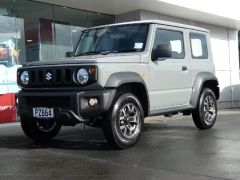 Photo of the vehicle Suzuki Jimny