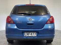 Photo of the vehicle Nissan Tiida