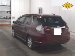 Photo of the vehicle Honda Fit