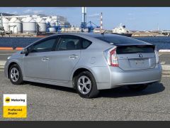 Photo of the vehicle Toyota Prius