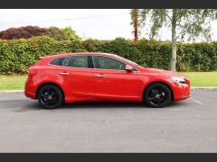 Photo of the vehicle Volvo V40