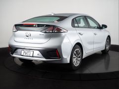 Photo of the vehicle Hyundai IONIQ