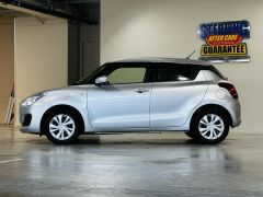 Photo of the vehicle Suzuki Swift