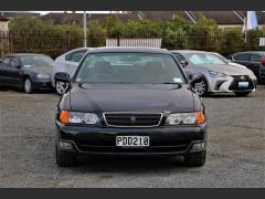 Photo of the vehicle Toyota Chaser