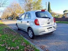 Photo of the vehicle Nissan March