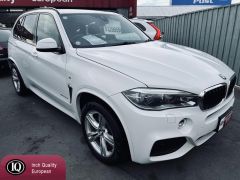 Photo of the vehicle BMW X5