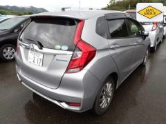 Photo of the vehicle Honda Fit