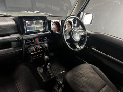 Photo of the vehicle Suzuki Jimny