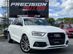 Photo of the vehicle Audi Q3