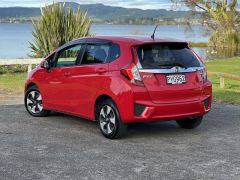 Photo of the vehicle Honda Fit