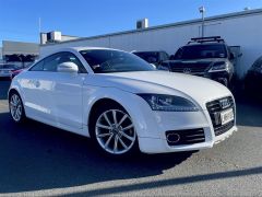 Photo of the vehicle Audi TT