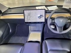 Photo of the vehicle Tesla Model 3