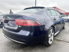 Photo of the vehicle Jaguar XE