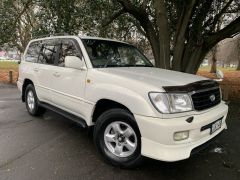 Photo of the vehicle Toyota Land Cruiser