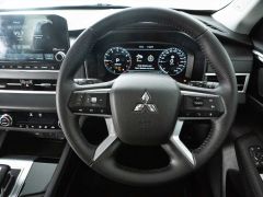 Photo of the vehicle Mitsubishi Outlander