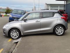 Photo of the vehicle Suzuki Swift