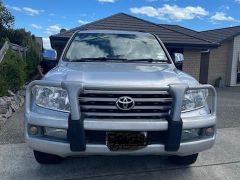 Photo of the vehicle Toyota Land Cruiser