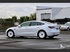 Photo of the vehicle Tesla Model 3