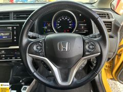 Photo of the vehicle Honda Fit