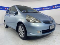 Photo of the vehicle Honda Jazz