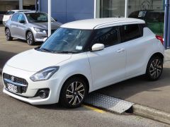 Photo of the vehicle Suzuki Swift