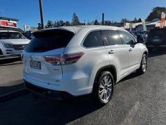 Photo of the vehicle Toyota Highlander