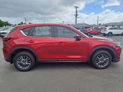 Photo of the vehicle Mazda CX-5