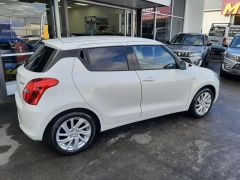 Photo of the vehicle Suzuki Swift