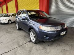 Photo of the vehicle Mitsubishi Outlander