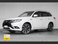 Photo of the vehicle Mitsubishi Outlander