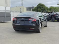 Photo of the vehicle Tesla Model 3