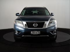 Photo of the vehicle Nissan Pathfinder