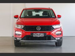 Photo of the vehicle Volkswagen T-Roc