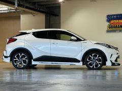 Photo of the vehicle Toyota C-HR