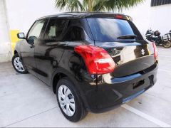 Photo of the vehicle Suzuki Swift