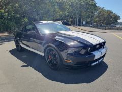 Photo of the vehicle Ford Mustang