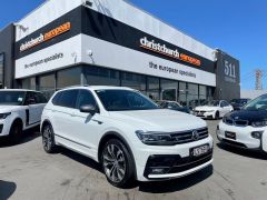 Photo of the vehicle Volkswagen Tiguan