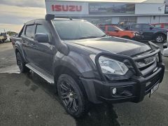 Photo of the vehicle Isuzu D-Max