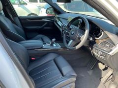 Photo of the vehicle BMW X5