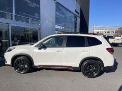 Photo of the vehicle Subaru Forester