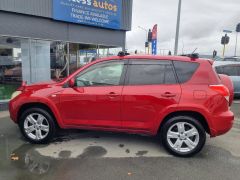 Photo of the vehicle Toyota RAV4