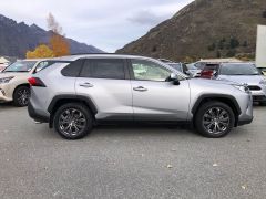 Photo of the vehicle Toyota RAV4