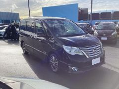 Photo of the vehicle Nissan Serena