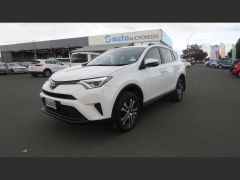 Photo of the vehicle Toyota RAV4