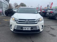 Photo of the vehicle Toyota Highlander