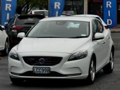 Photo of the vehicle Volvo V40