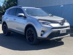 Photo of the vehicle Toyota RAV4