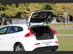 Photo of the vehicle Volvo V40