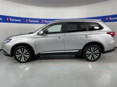 Photo of the vehicle Mitsubishi Outlander